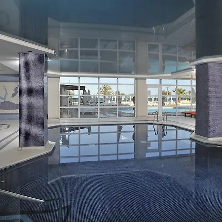 酒店 Sumba- Borneo 4*